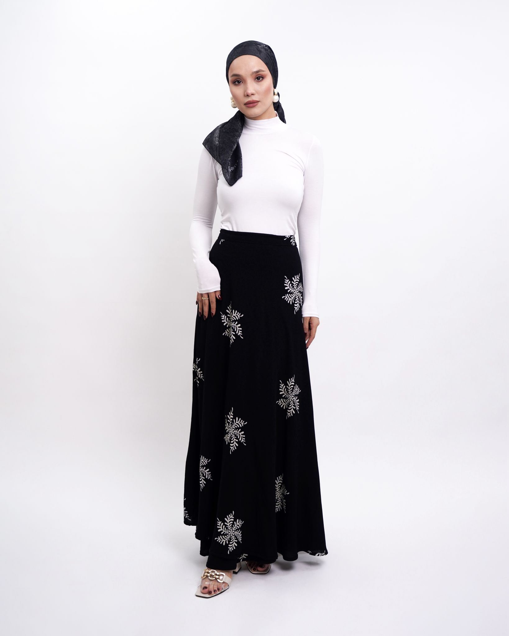 her beden uyumlu çiçek desenli etek - Görsel 2